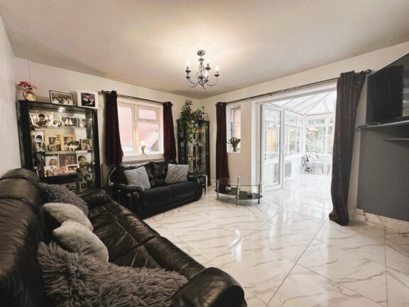 52 Wigmore Road Image